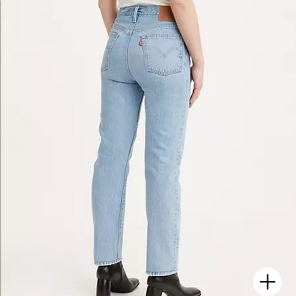 Levi 501 - Picture 1 of 3